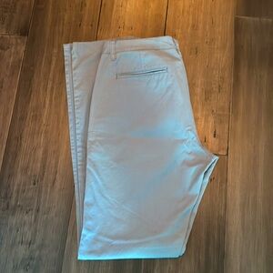 Bonobos Mens Chinos Light Blue with Dark Blue Pockets Size 33 x 34 Slim Straight
